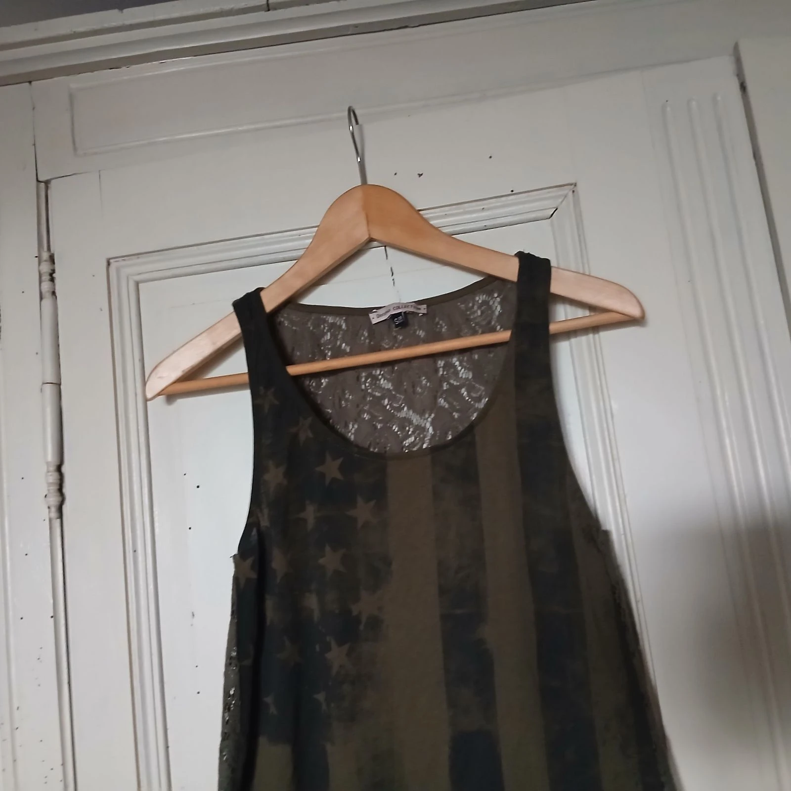 Camiseta sin mangas caqui con estampado de bandera estadounidense de encaje - Bershka talla S – photo 4